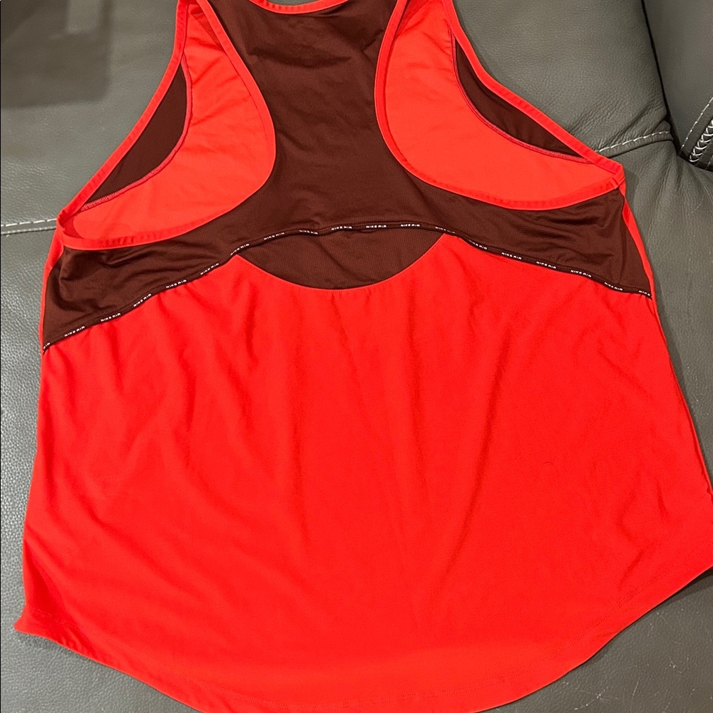 Nike Air Bright Red and Brown Tank Top size XL - Picture 4 of 4